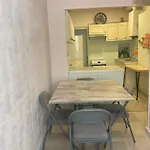 Appartement Cosy - 2 Chambres, Situe En Centre Ville